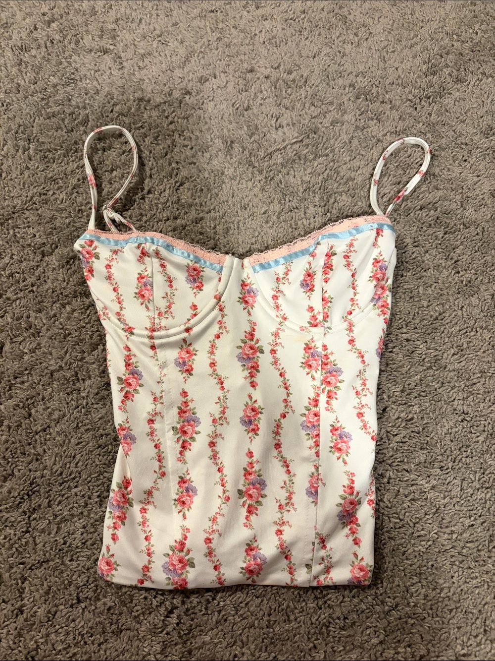 Edikted Floral Corset-Style Spaghetti Strap Tank Top - White/Pink